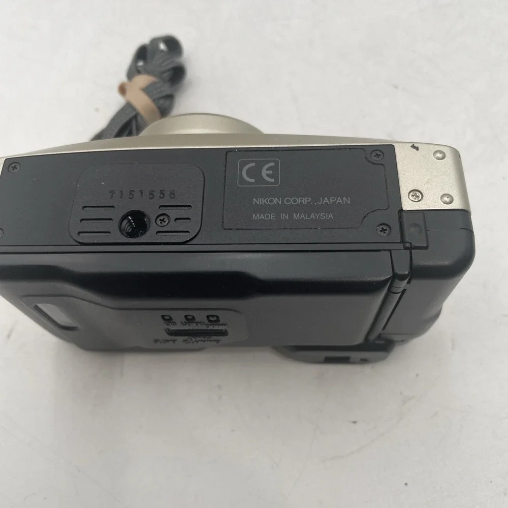 Nikon One Touch Zoom 90s AF Quar\tz Date Point & Shoot Film Camera -TESTED